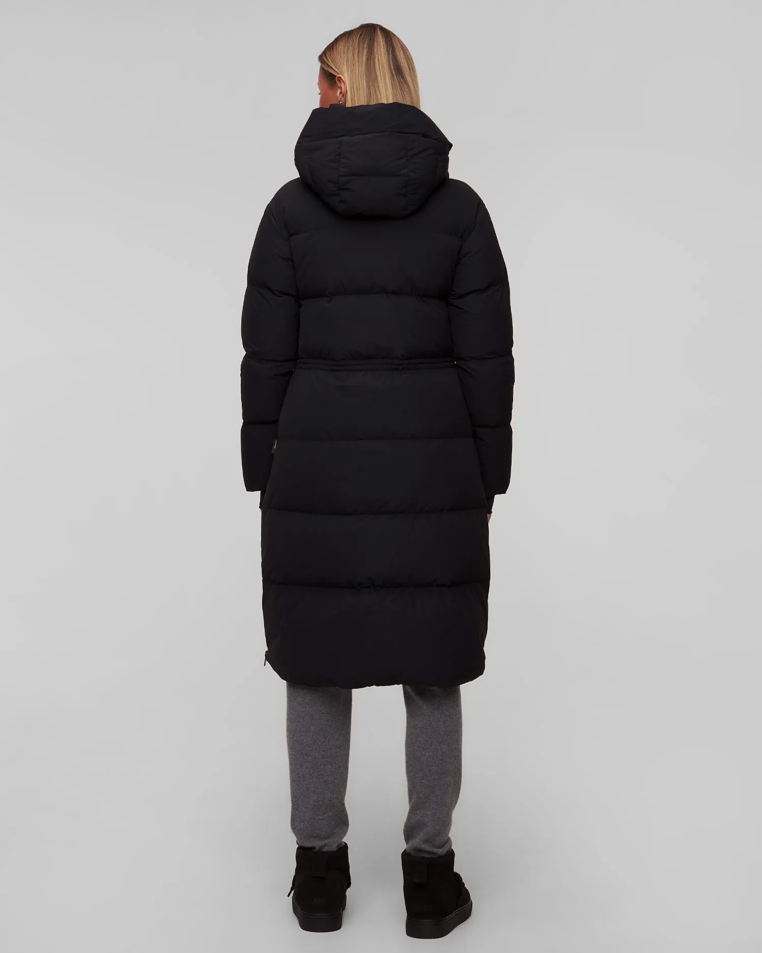 Cappotto nero con piumino da donna Woolrich Matt Stretch Long Puffer Parka CFWWOU1044FRUT3107-black