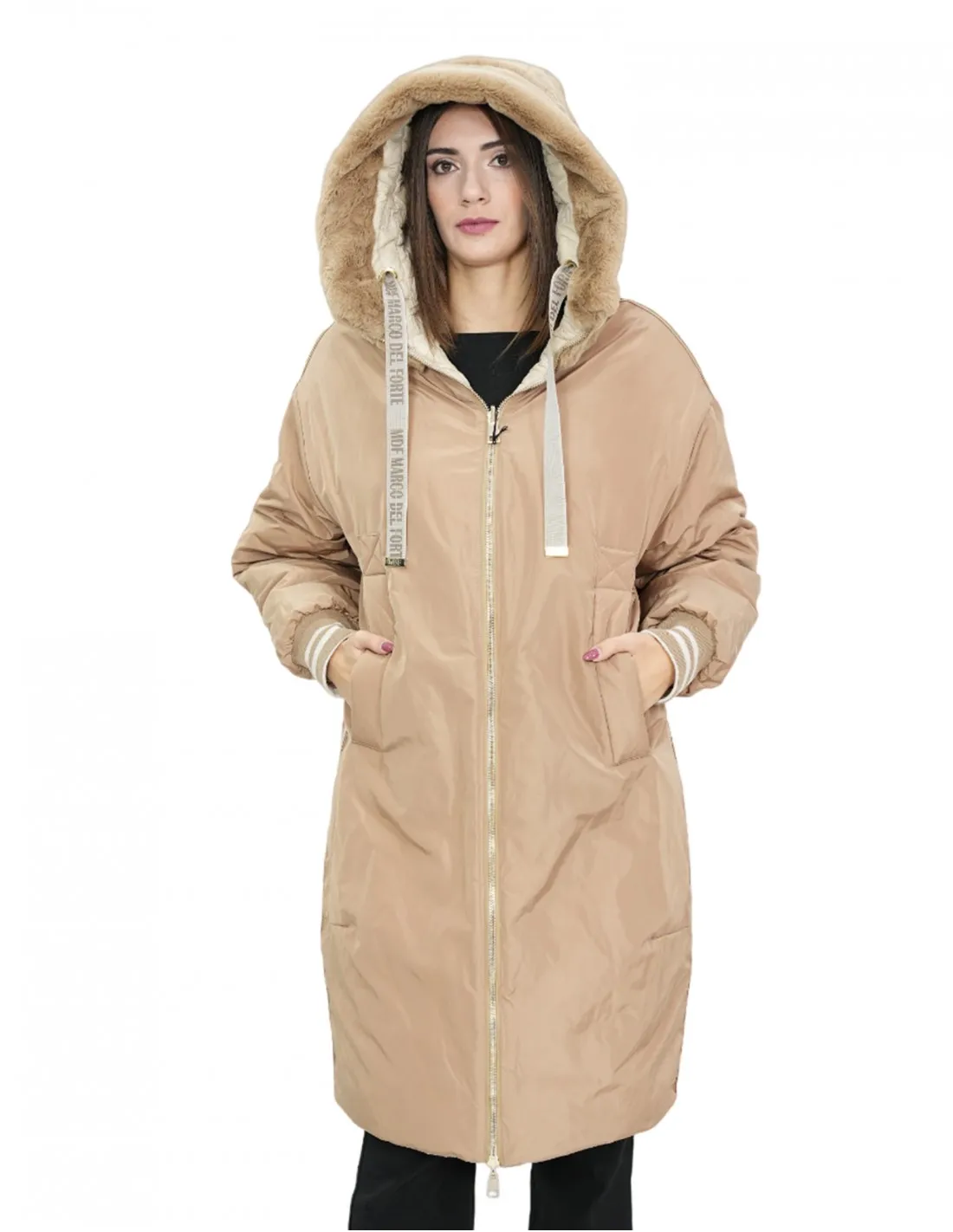 Cappotto reversibile con pelliccia di montone e piumino in piuma 46 nei colori beige e marrone manica lunga chiusura zip 